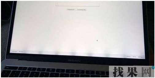 苹果启动13英寸MacBook Pro显示屏背光服务计划