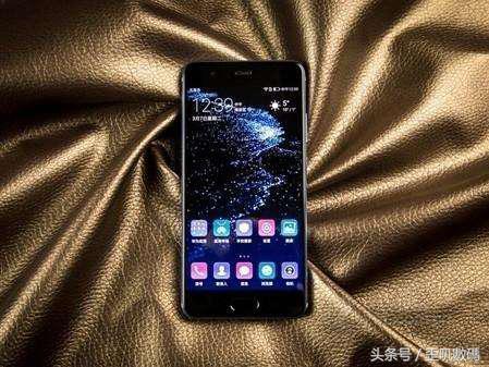 声称18个月不卡顿,现在降至“白菜价”,或是华为史上最悲催旗舰