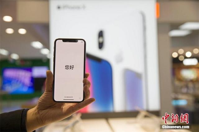 为什么小米8装备与小米MIX2S附近价格却要低一些？