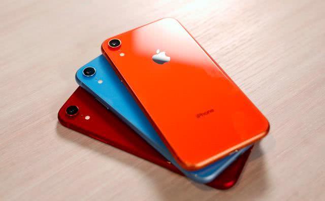 iPhone XR刚开售就降价,网友:定价虚高令人无法承受 iPhone XR刚开售就降价,网友:定价虚高令人无法承受