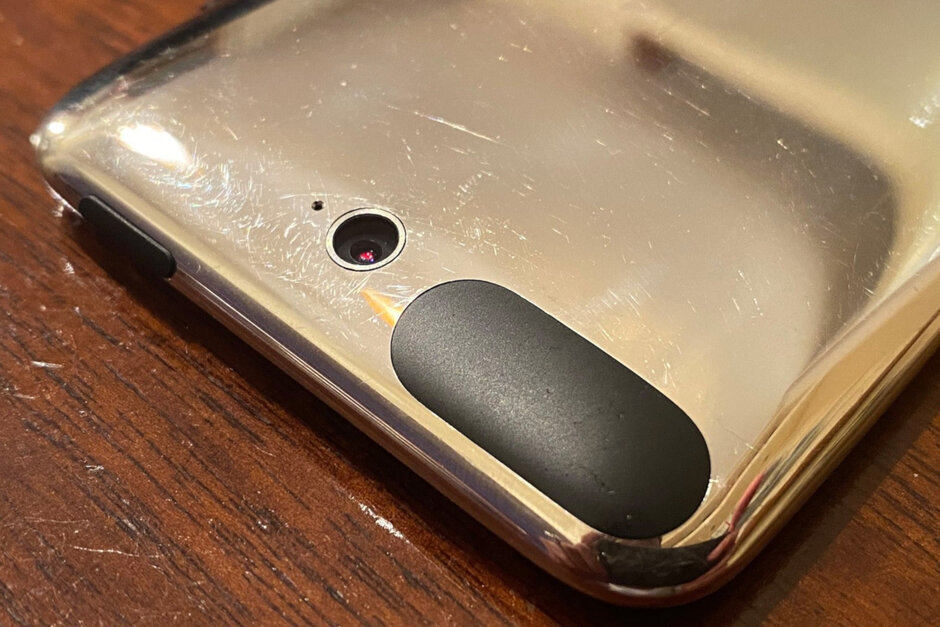 第三代苹果iPod touch原型机在推特上有后置摄像头